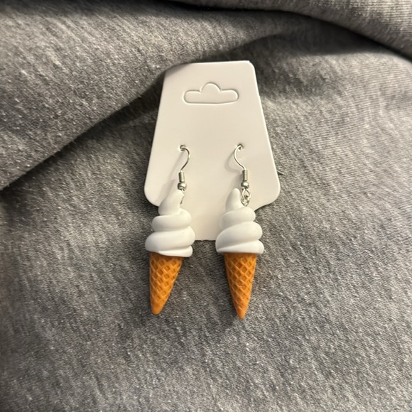 Jewelry - 🛍️BUNDLE 3 for $17 ICE CREAM CONE cute earrings kawaii food animal